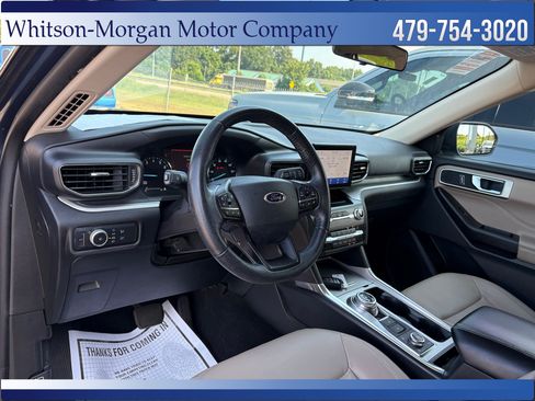 Used 2020 Ford Explorer XLT w/ Equipment Group 202A AWD/4WD image 10
