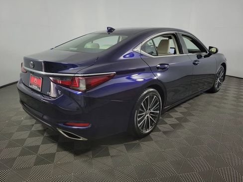 Used 2025 Lexus ES 350 w/ Premium Package image 8