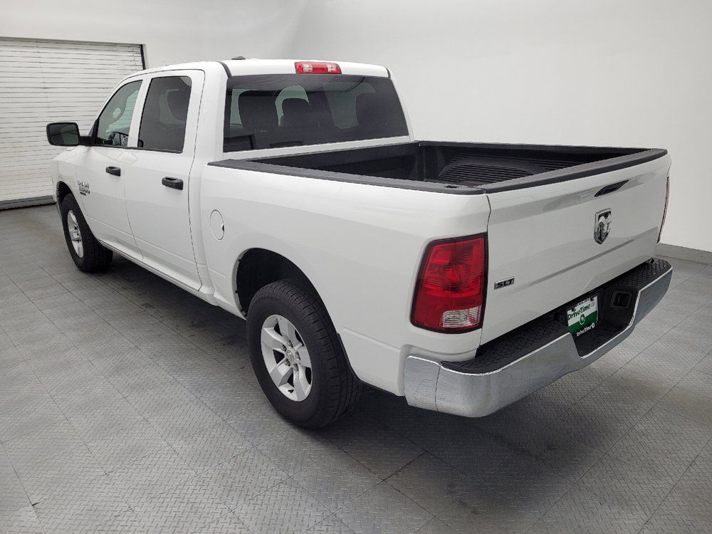Used 2022 RAM 1500 Classic SLT RWD image 5