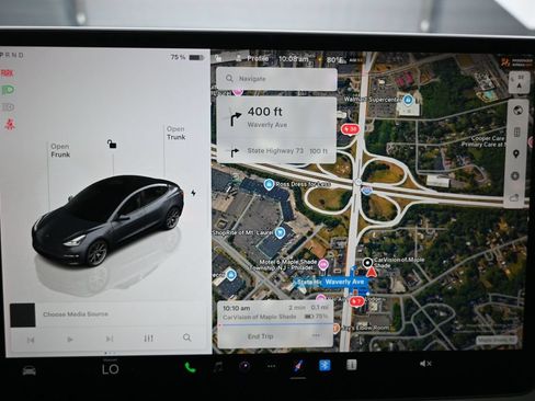 Used 2023 Tesla Model 3 Standard Range RWD image 10