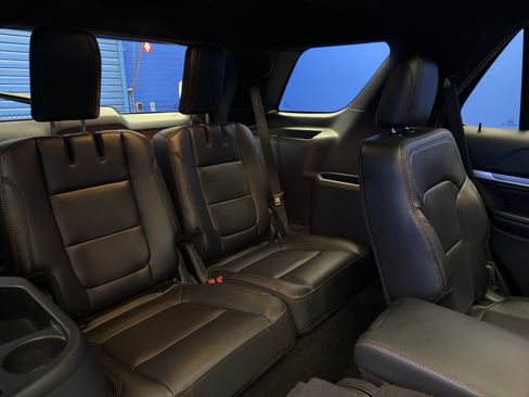 Used 2016 Ford Explorer Sport w/ Equipment Group 401A image 29