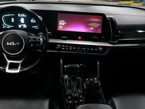 Used 2023 Kia Sportage EX image 12