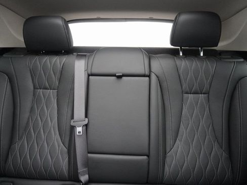 Used 2022 Buick Envision Avenir w/ Safety Package image 34