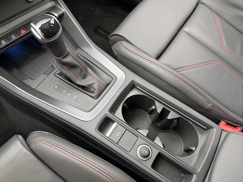 Certified 2025 Audi Q3 2.0T Premium Plus w/ Premium Plus Package image 27