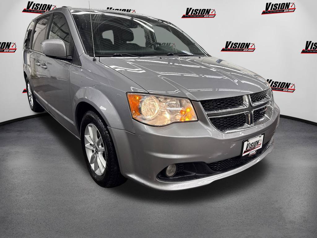 Used 2019 Dodge Grand Caravan SXT FWD image 3