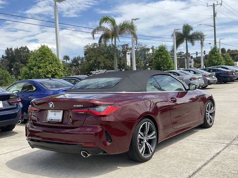 Certified 2024 BMW 430i Convertible w/ Premium Package RWD image 4