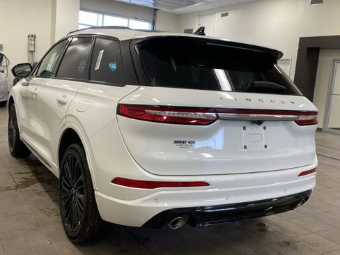 New 2025 Lincoln Corsair AWD w/ Equipment Group 101A image 5