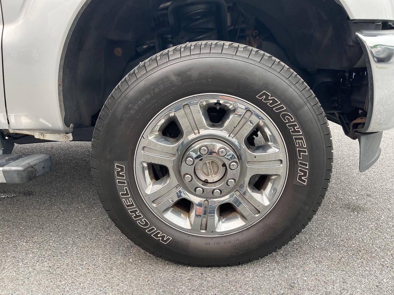 Used 2016 Ford F350 4x4 Crew Cab Super Duty image 14