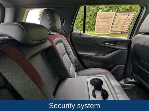 Used 2025 Chevrolet Equinox RS w/ Safety and Technology Package FWD image 33