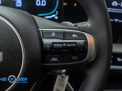 Used 2024 Kia Sportage LX image 15