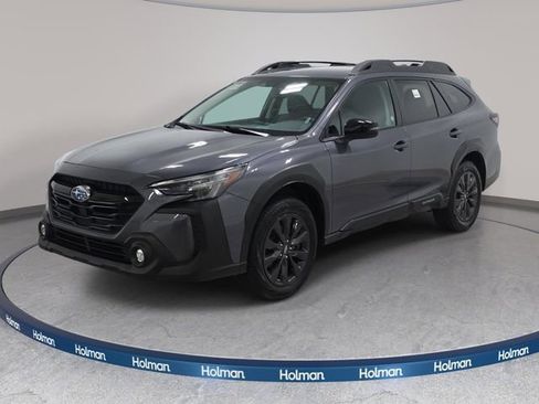 Used 2025 Subaru Outback Onyx Edition AWD/4WD image 1