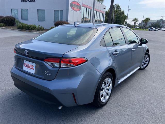 Certified 2025 Toyota Corolla LE FWD image 5