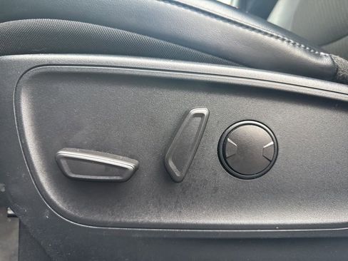 Used 2024 Ford Escape ST-Line image 10