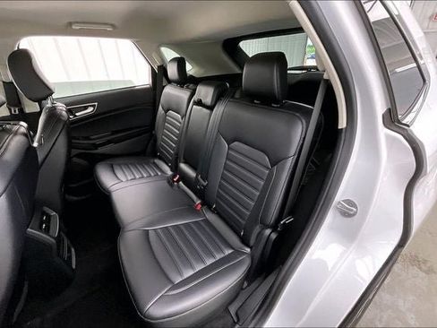 Used 2024 Ford Edge SEL AWD/4WD image 19