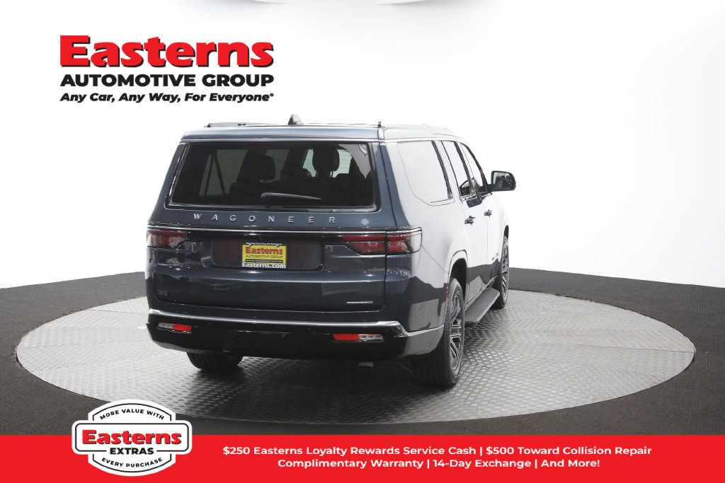 Used 2024 Jeep Wagoneer L Series II w/ Flexible Seating Group RWD image 46