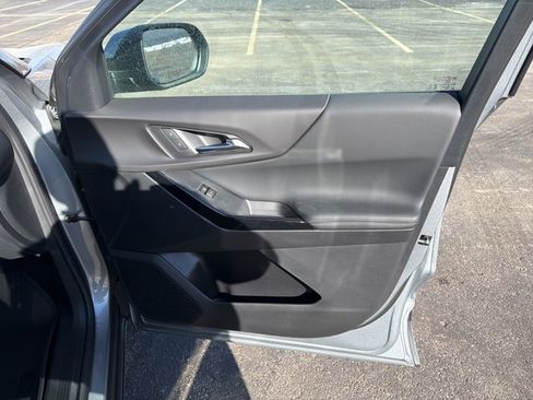 New 2026 Chevrolet Equinox LT image 30