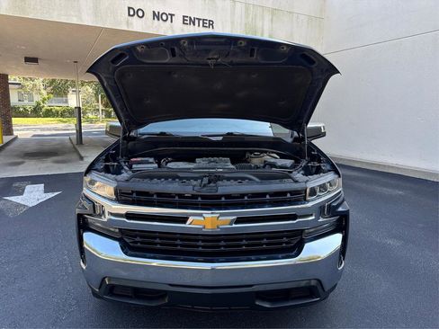 Used 2019 Chevrolet Silverado 1500 LT w/ All-Star Edition image 11