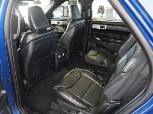 Used 2020 Ford Explorer ST w/ Premium Technology Package image 24