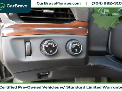 Certified 2018 Cadillac Escalade Premium Luxury AWD/4WD image 18