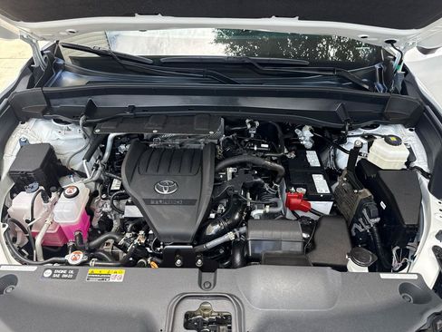 Used 2024 Toyota Grand Highlander AWD image 69