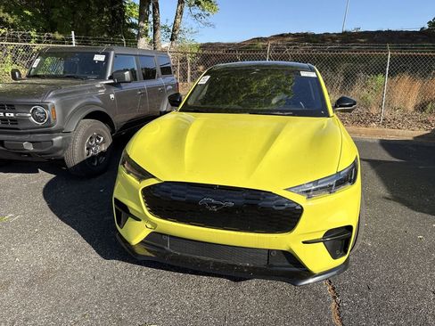 Used 2025 Ford Mustang Mach-E GT image 5