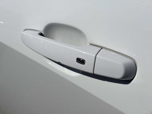 Used 2025 Chevrolet Malibu LT FWD image 34