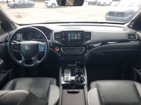 Certified 2021 Honda Pilot Black Edition image 25