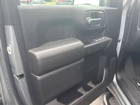 Used 2023 GMC Sierra 1500 Pro w/ Graphite Edition AWD/4WD image 8