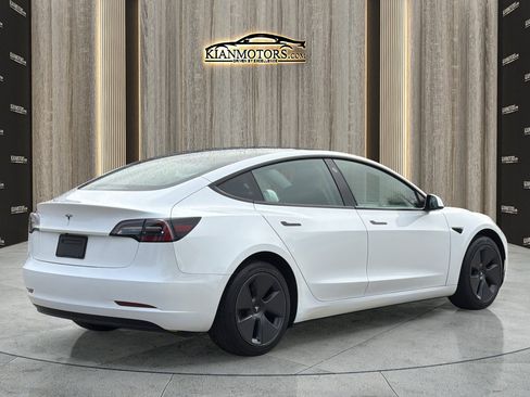 Used 2023 Tesla Model 3 Standard Range RWD image 8