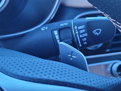 Used 2022 Genesis G70 3.3T image 28