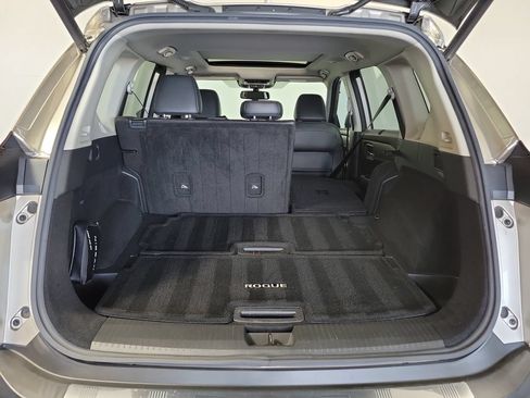 Used 2021 Nissan Rogue SL AWD/4WD image 26