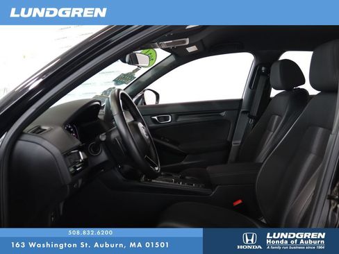 Used 2024 Honda Civic Sport image 12