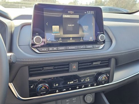 New 2026 Nissan Rogue SV image 18