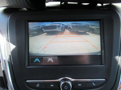 Used 2018 Chevrolet Equinox LT FWD image 27
