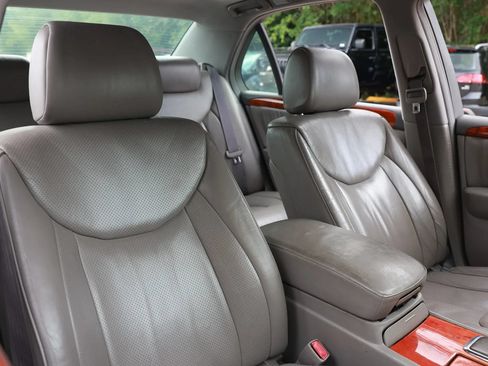 Used 2003 Lexus LS 430 RWD image 25