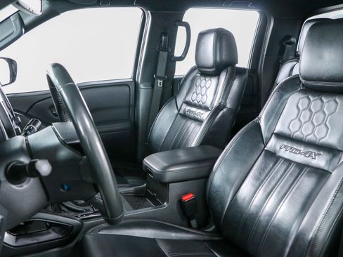 Used 2022 Nissan Frontier PRO-4X w/ Pro-4X Premium Package AWD/4WD image 27
