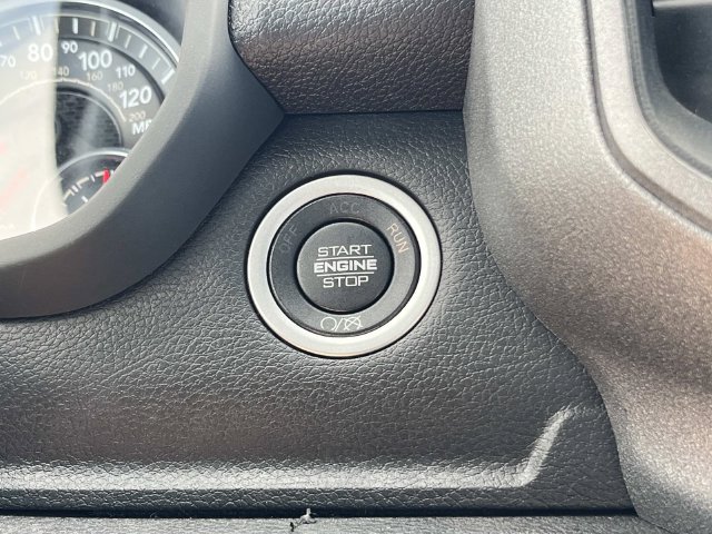New 2024 RAM 3500 Tradesman AWD/4WD image 30