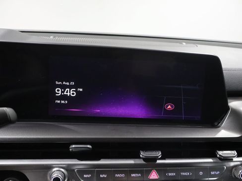Used 2025 Kia Telluride S AWD/4WD image 25