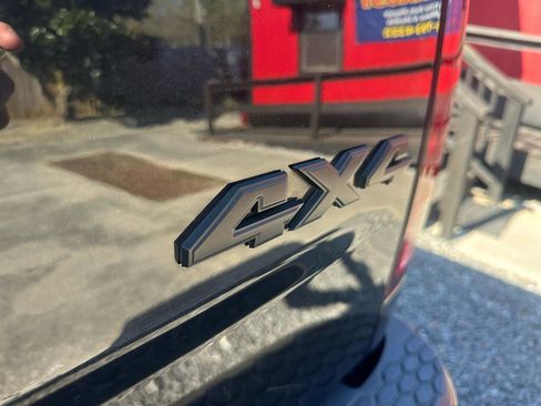 Used 2018 RAM 1500 Express w/ Black Ram 1500 Express Group image 8