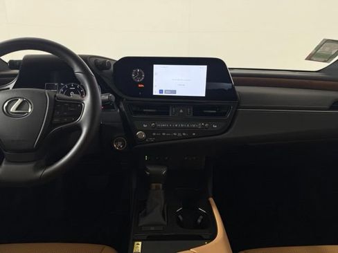 Certified 2025 Lexus ES 350 w/ Premium Package FWD image 36