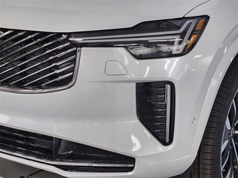 New 2026 Volvo XC90 B6 Ultra w/ Protection Package image 12