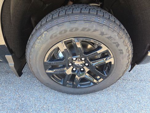 New 2026 Chevrolet Silverado 1500 RST w/ Convenience Package II AWD/4WD image 11