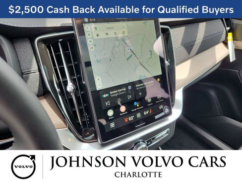 New 2026 Volvo XC90 B6 Plus w/ Protection Package Premier image 8