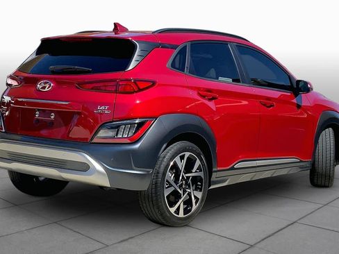 Used 2022 Hyundai Kona Limited w/ Cargo Package FWD image 13
