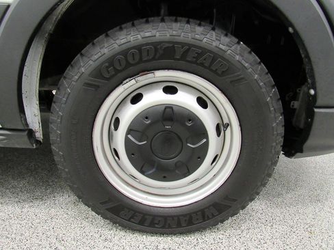 Used 2020 Ford Transit 150 Low Roof RWD image 13