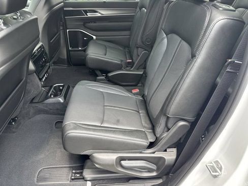 New 2026 Jeep Grand Wagoneer Limited AWD/4WD image 21