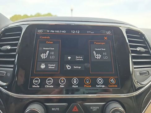 Used 2019 Jeep Grand Cherokee Limited image 31