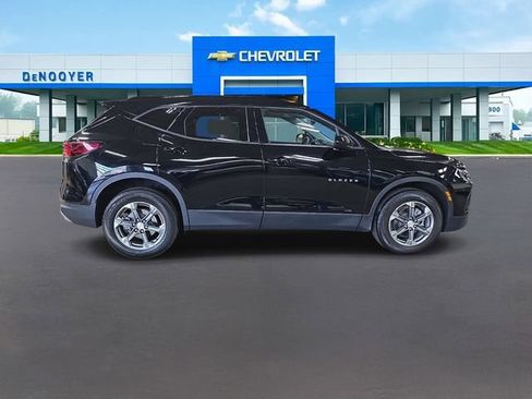 Used 2023 Chevrolet Blazer LT w/ Convenience Package AWD/4WD image 9