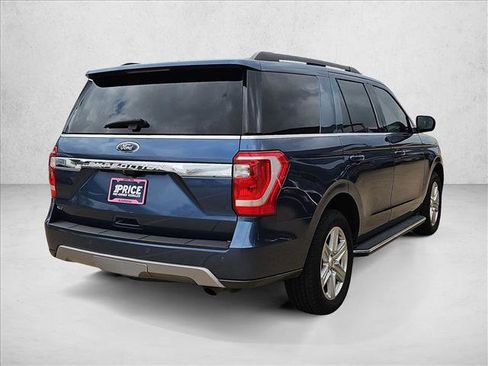 Used 2020 Ford Expedition XLT w/ Equipment Group 202A image 5