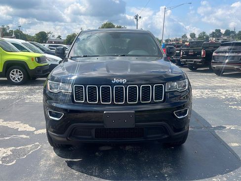 Used 2020 Jeep Grand Cherokee Laredo AWD/4WD image 8